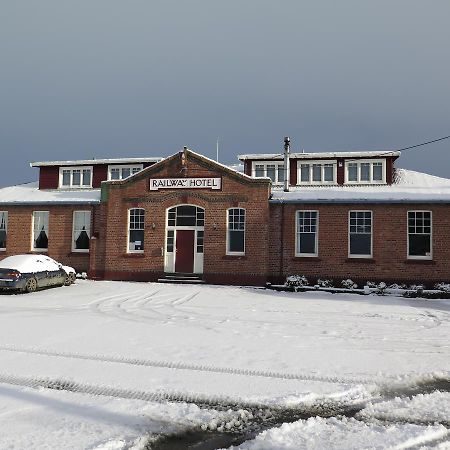 Mossburn Railway Hotel Екстериор снимка