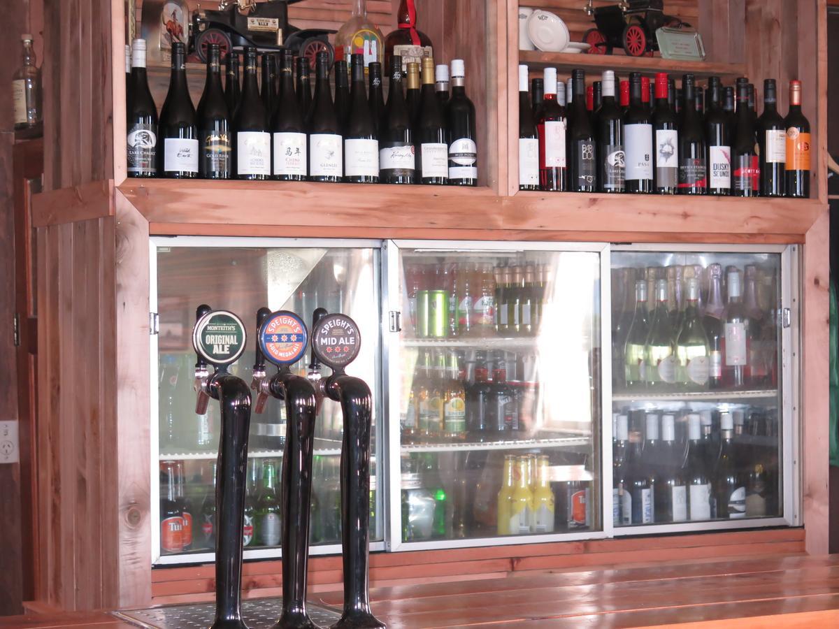 Mossburn Railway Hotel Екстериор снимка