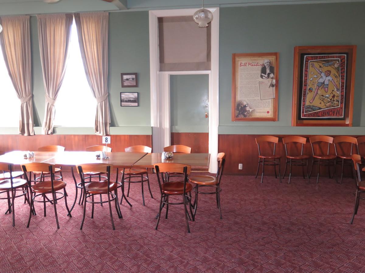 Mossburn Railway Hotel Екстериор снимка
