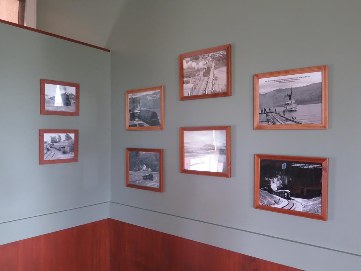 Mossburn Railway Hotel Екстериор снимка